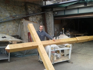 CROCE IN LEGNO